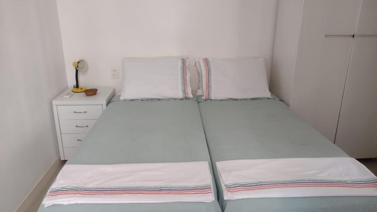 Apartamento Em Copacabana - Rua Bolivar - 2 Quartos - Excelente Localizacao Рио-де-Жанейро Экстерьер фото