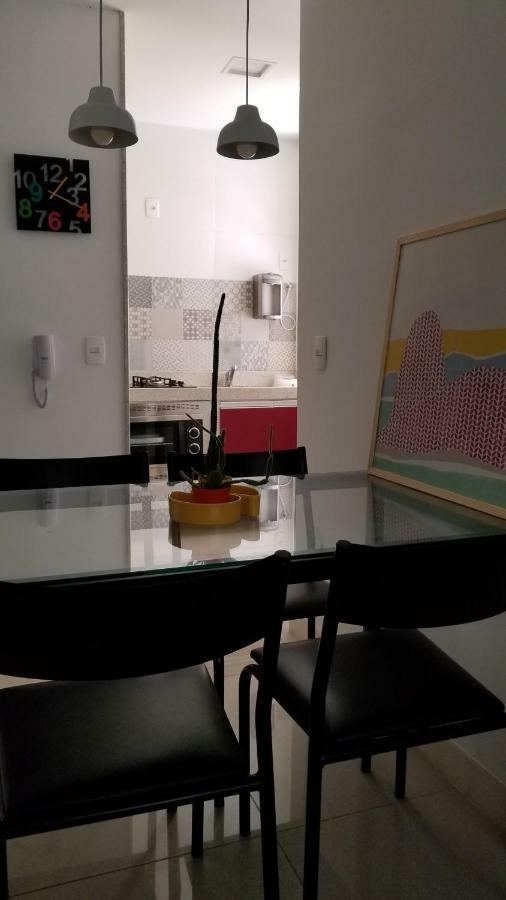 Apartamento Em Copacabana - Rua Bolivar - 2 Quartos - Excelente Localizacao Рио-де-Жанейро Экстерьер фото